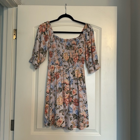 Wayf Smocked Floral Dress - Size XS - Picture 3 of 9